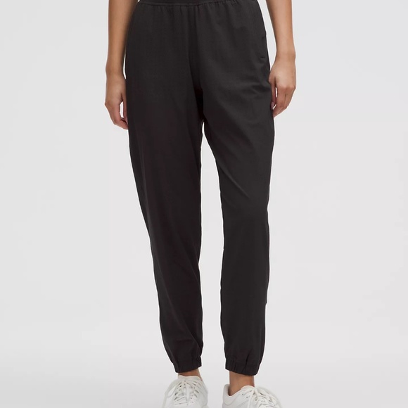 Lululemon Adapted State Perforated High-Rise Jogger - Size 6 - Picture 5 of 5